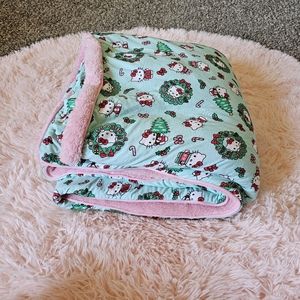 Posh peanut hello kitty wreath plush